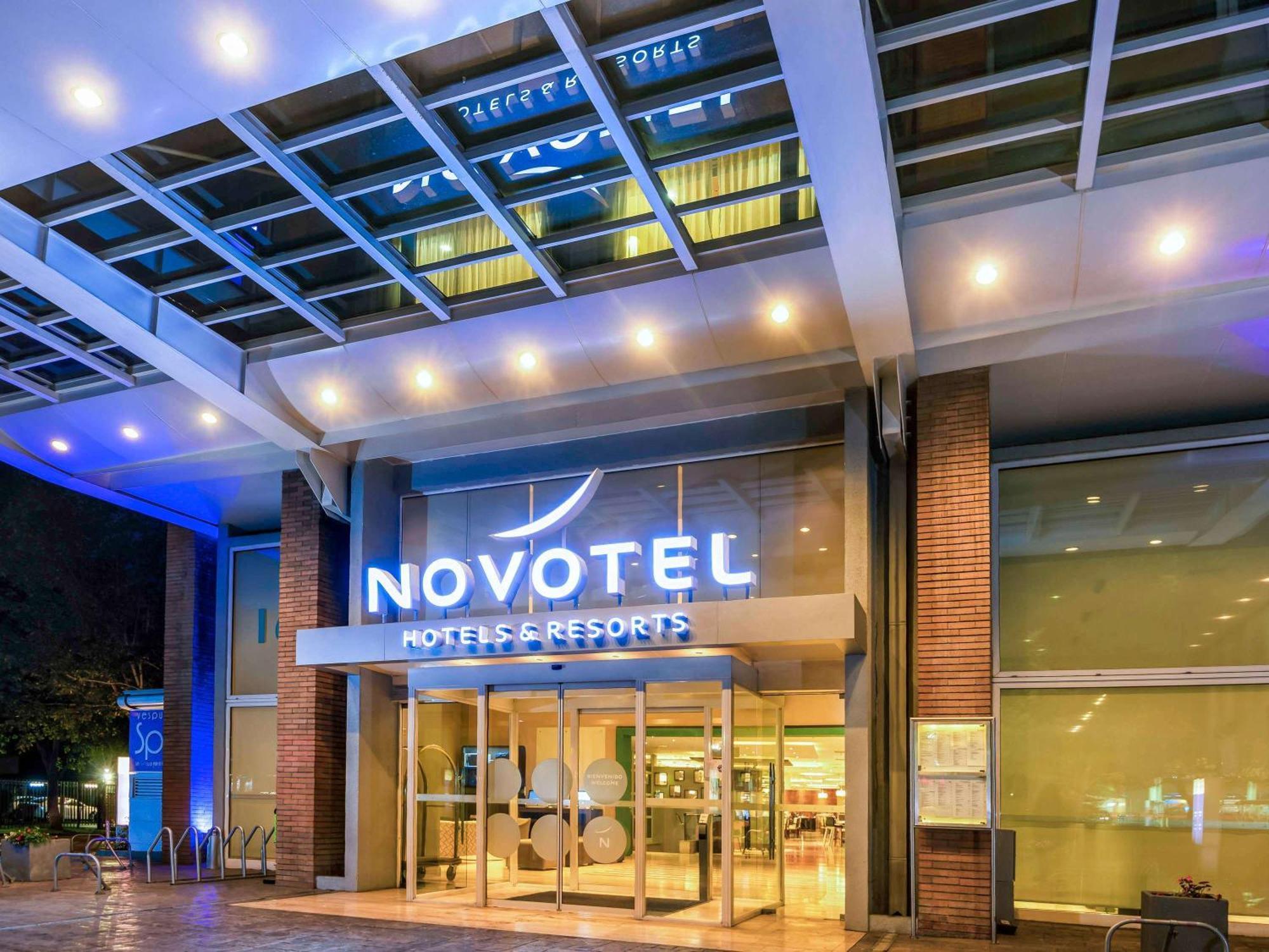 Novotel Santiago Vitacura Exterior foto