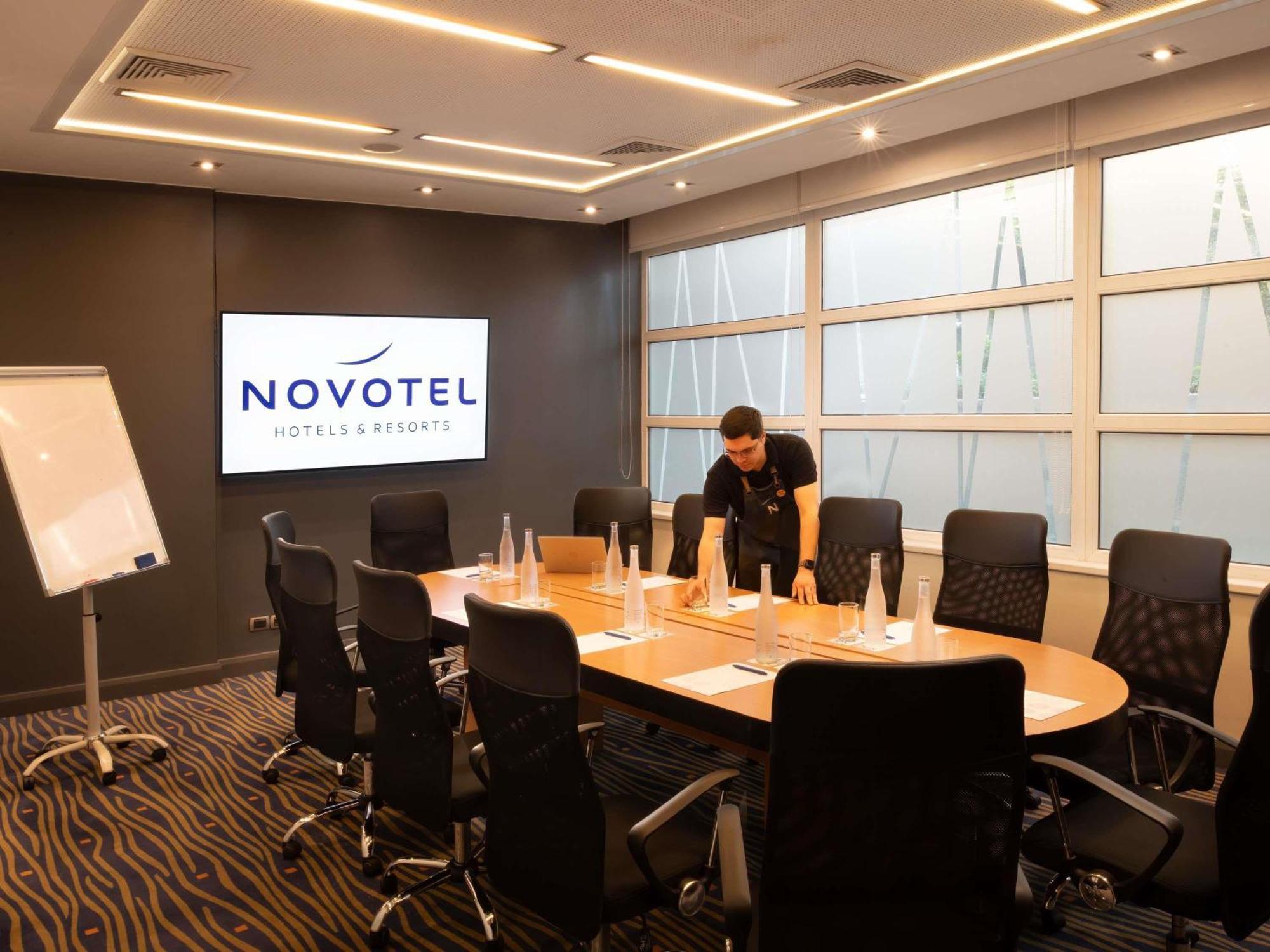 Novotel Santiago Vitacura Exterior foto